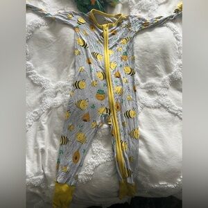 Bumble Bee Little Sleepies